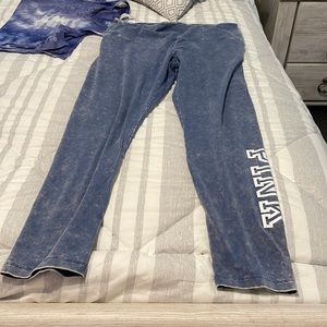 Pre-wash look leggings